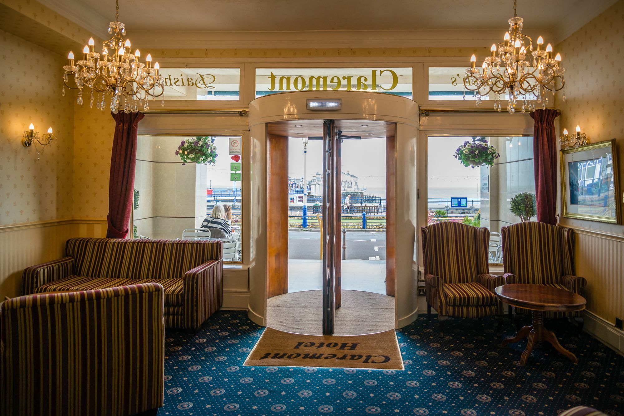 Claremont Lions Hotel อีสต์บอร์น ภายนอก รูปภาพ