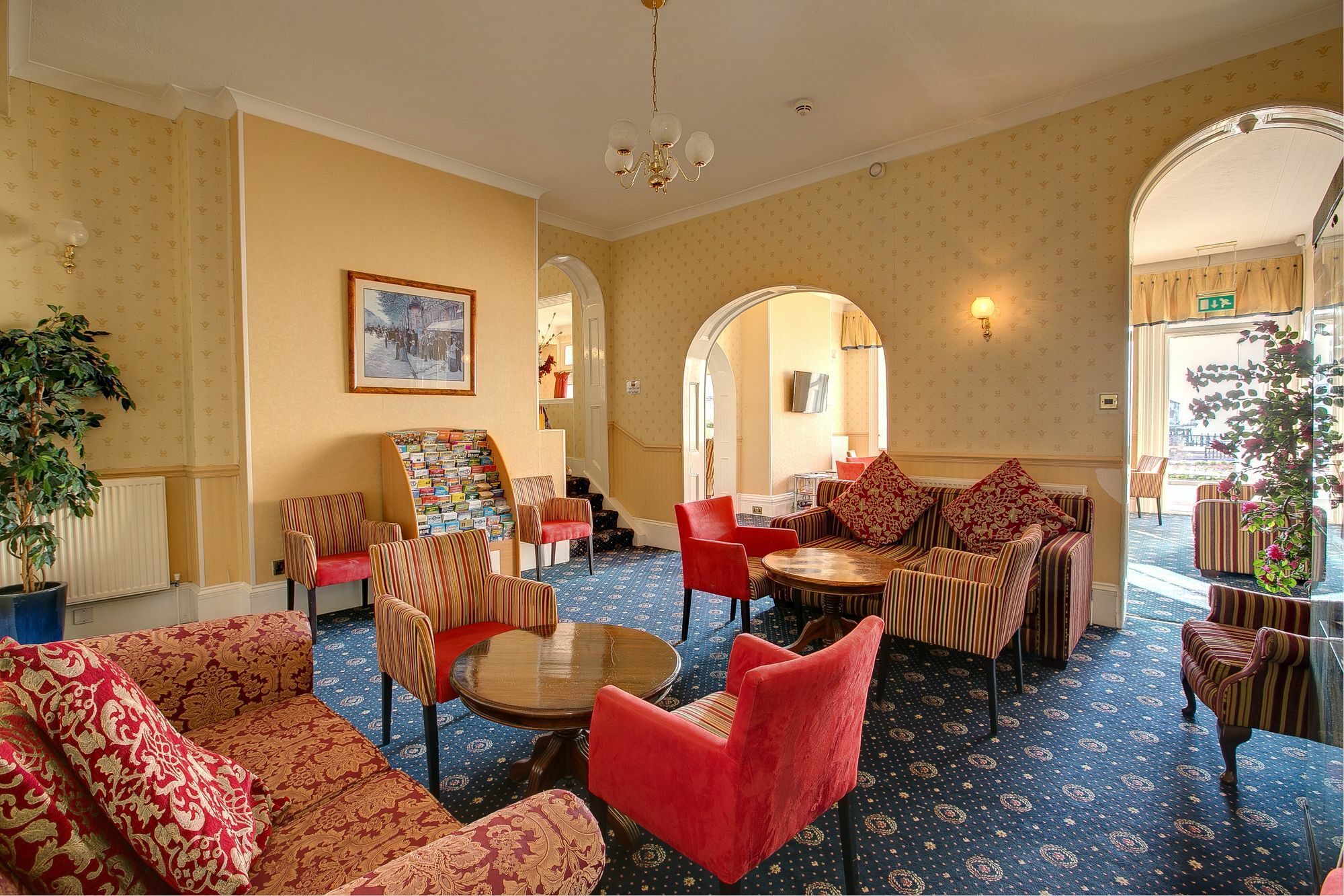 Claremont Lions Hotel อีสต์บอร์น ภายนอก รูปภาพ